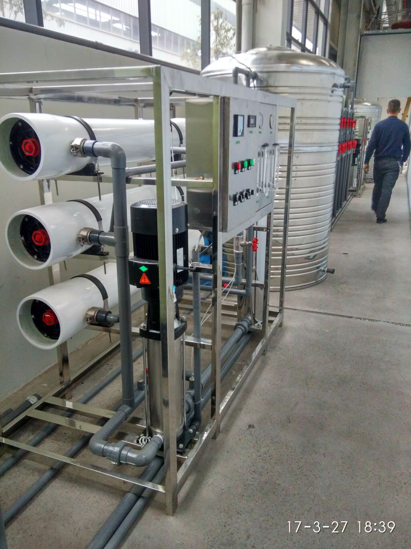 单级三吨纯净水设备